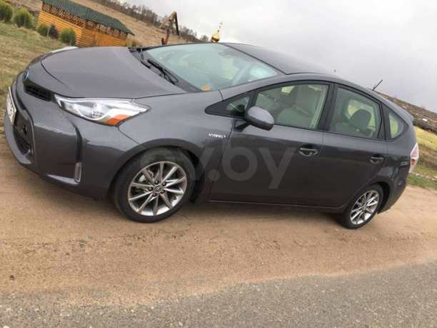 Toyota Prius V(+) ZVW40/41 · Рестайлинг, 2015 г.