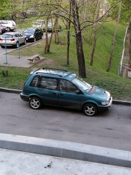 Mitsubishi Space Runner I, 1998 г.