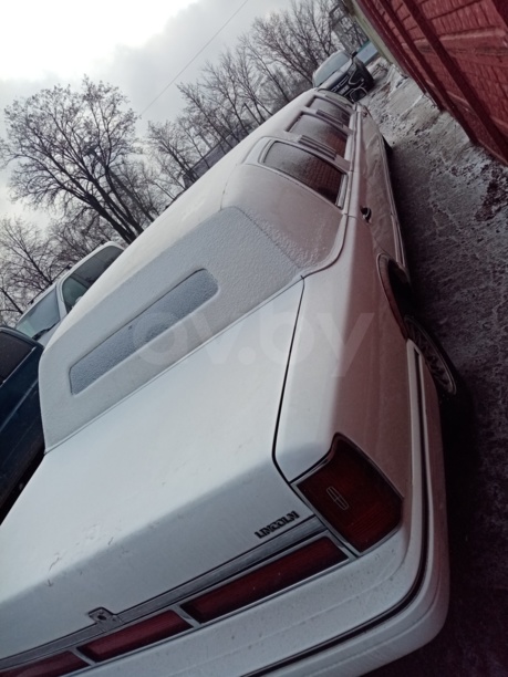 Lincoln Town Car II, 1995 г.