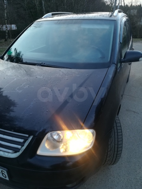 Volkswagen Touran I, 5 мест, 2003 г.