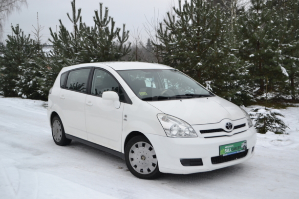 Toyota Corolla Verso III (AR10), 5 мест, 2005 г.