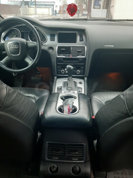 Audi Q7 4L, 5 мест, 2006 г.