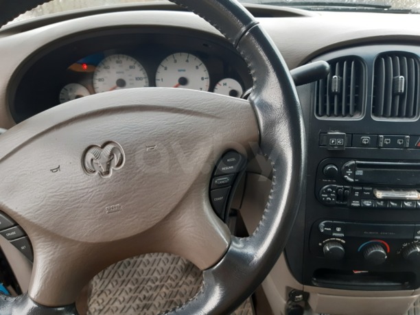 Dodge Caravan IV, 7 мест, 2001 г.