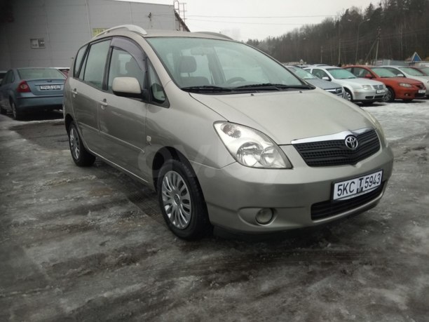 Toyota Corolla Verso II (E121), 5 мест, 2004 г.