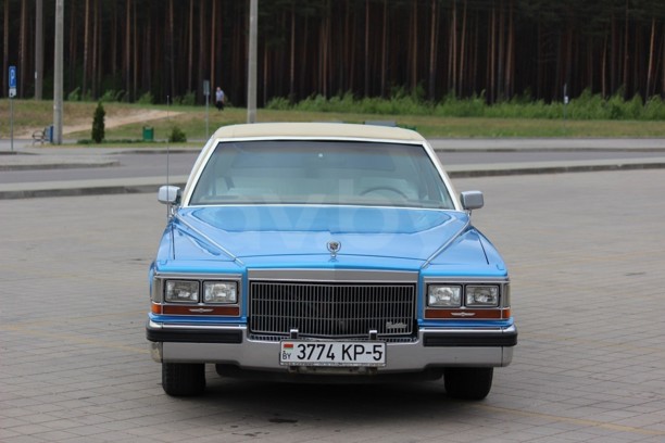 Cadillac Brougham, 1989 г.