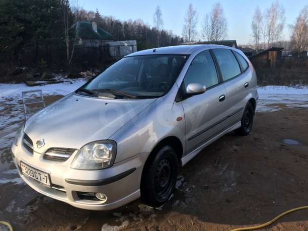 Nissan Almera Tino, 2004 г.