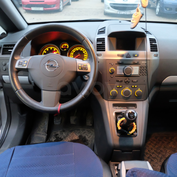 Opel Zafira B · Рестайлинг, 2013 г.