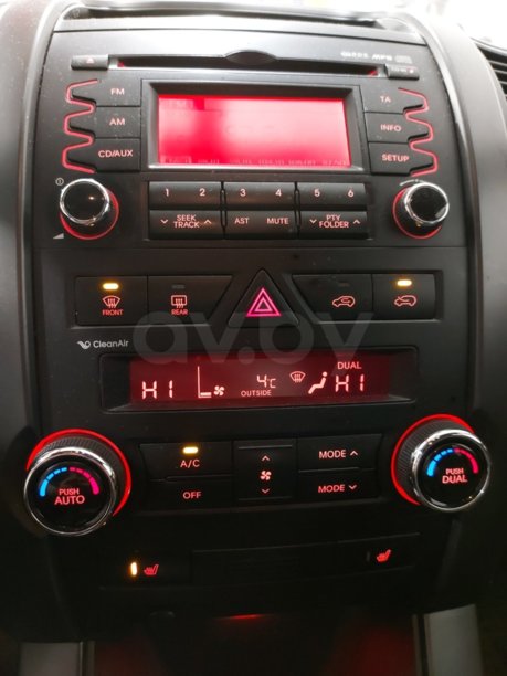 Kia Sorento II, 5 мест, 2010 г.