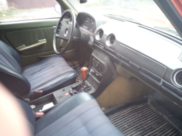 Mercedes-Benz E-Класс W123, 1982 г.