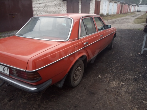Mercedes-Benz E-Класс W123, 1982 г.