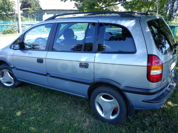 Opel Zafira A, 2001 г.