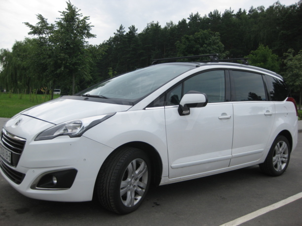 Peugeot 5008 I · Рестайлинг, 5 мест, 2015 г.