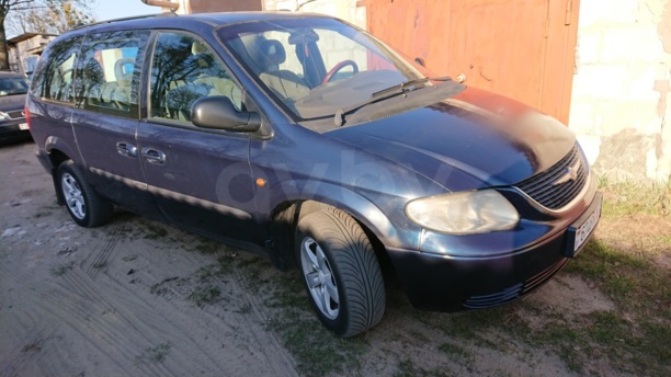 Chrysler Grand Voyager IV, 7 мест, 2002 г.