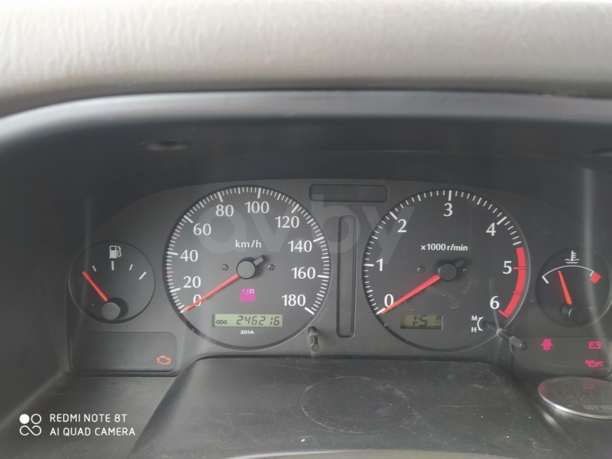Nissan Patrol Y61, 7 мест, 2000 г.