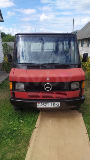 Mercedes-Benz T1 (207D-410D), 1987 г.