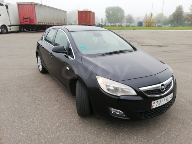 Opel Astra J, 2011 г.