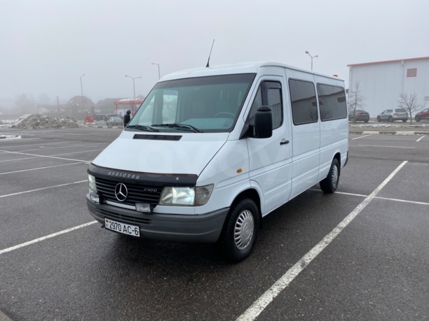Mercedes-Benz Sprinter 2.9 9 мест, 1998 г.