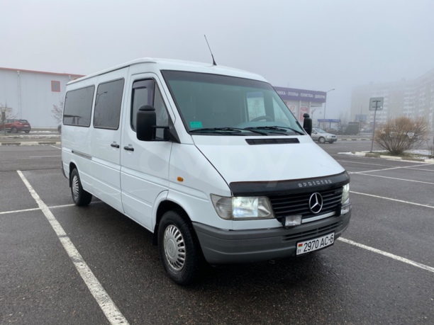 Mercedes-Benz Sprinter 2.9 9 мест, 1998 г.