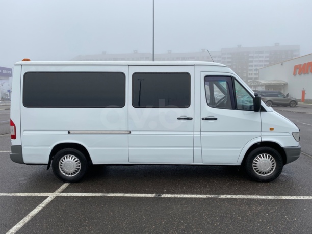 Mercedes-Benz Sprinter 2.9 9 мест, 1998 г.