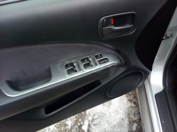 Mitsubishi Outlander I, 5 мест, 2003 г.