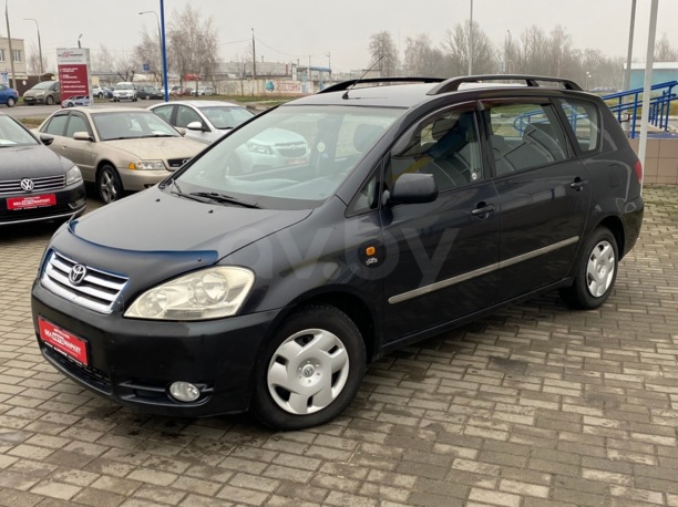 Toyota Avensis Verso I · Рестайлинг, 7 мест, 2003 г.