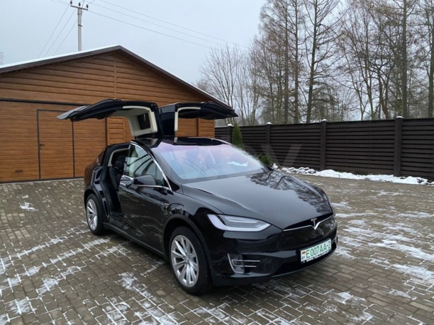 Tesla Model X, 2018 г.