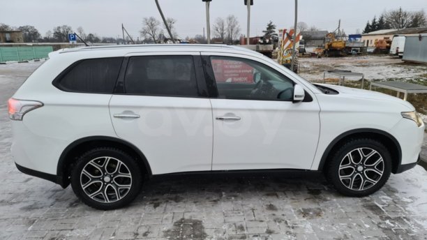 Mitsubishi Outlander III · Рестайлинг, 2014 г.
