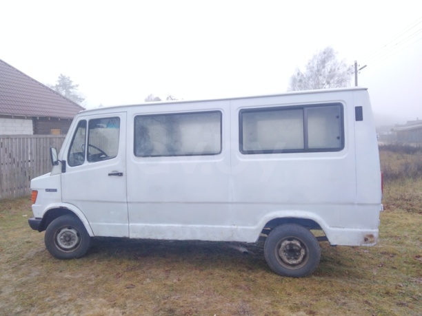 Mercedes-Benz T1 (207D-410D), 1992 г.