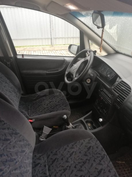 Opel Zafira A, 7 мест, 2000 г.