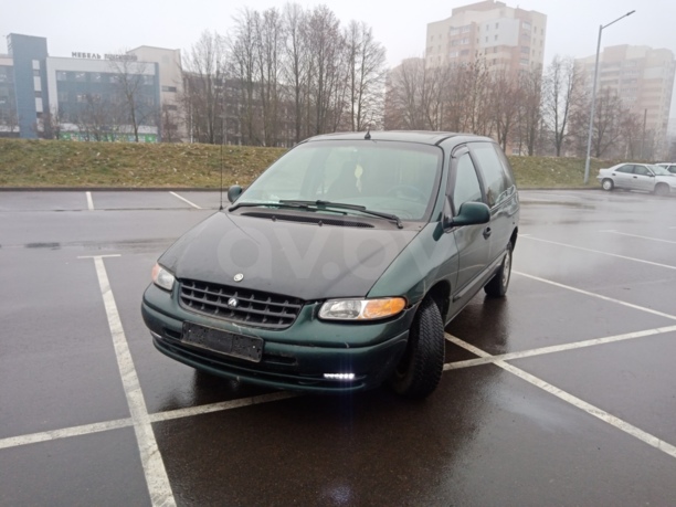 Chrysler Voyager III, 7 мест, 1998 г.
