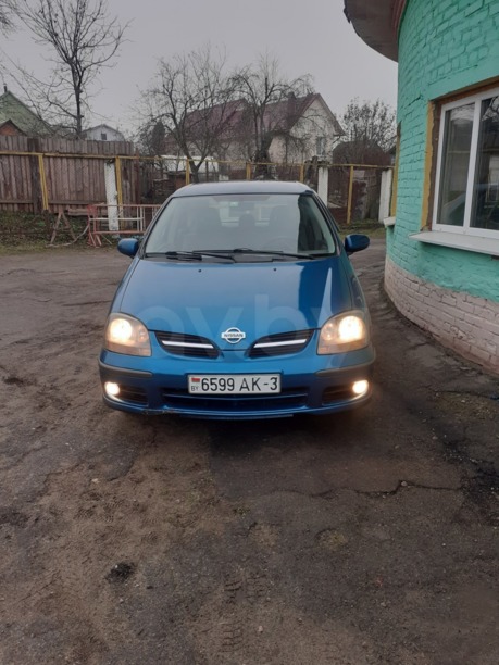 Nissan Almera Tino, 2002 г.