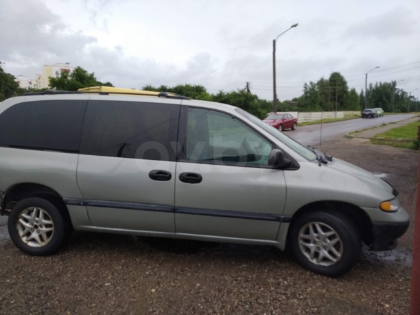 Chrysler Town and Country III, 7 мест, 1998 г.