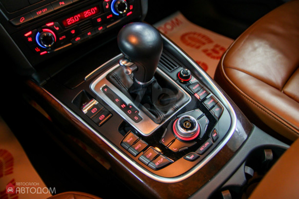 Audi Q5 8R, 2009 г.