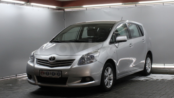 Toyota Verso I, 2011 г.