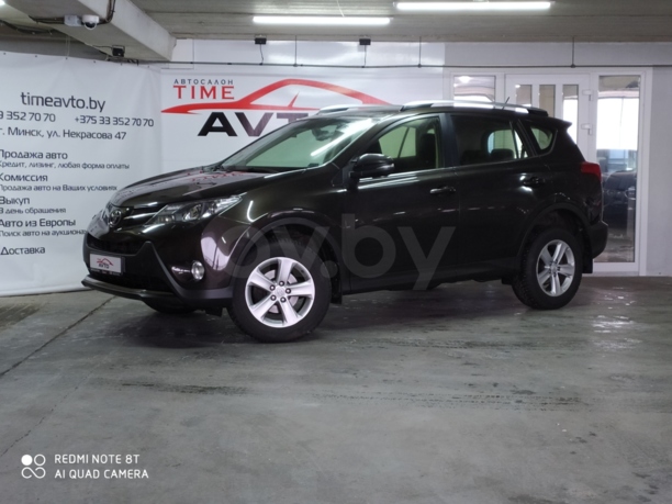 Toyota RAV4 IV (XA40), 5 мест, 2014 г.