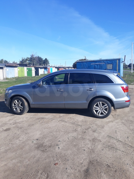 Audi Q7 4L, 7 мест, 2007 г.