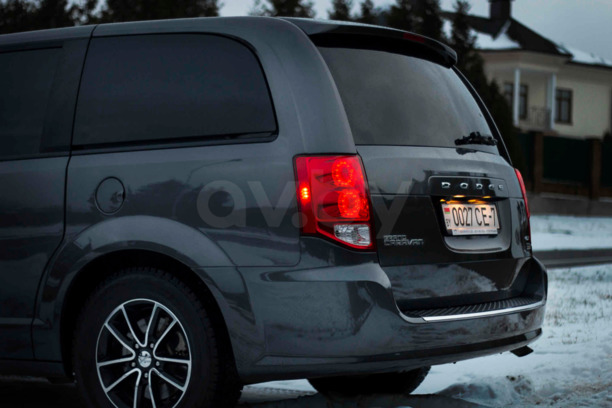 Dodge Grand Caravan V, 7 мест, 2018 г.