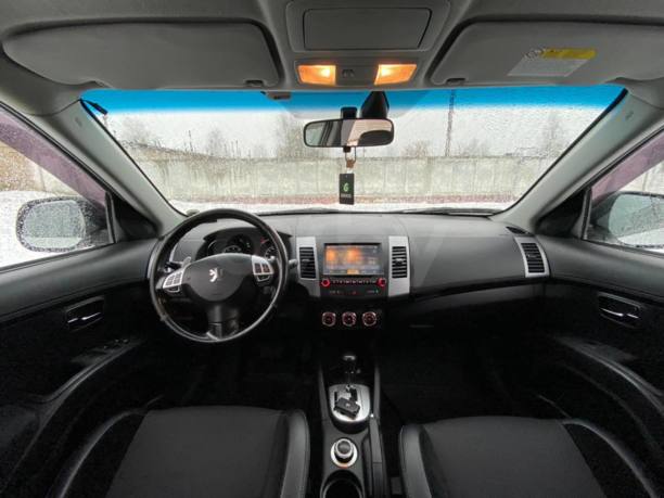 Peugeot 4007, 7 мест, 2012 г.