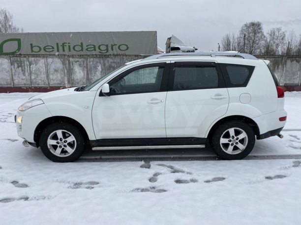 Peugeot 4007, 7 мест, 2012 г.