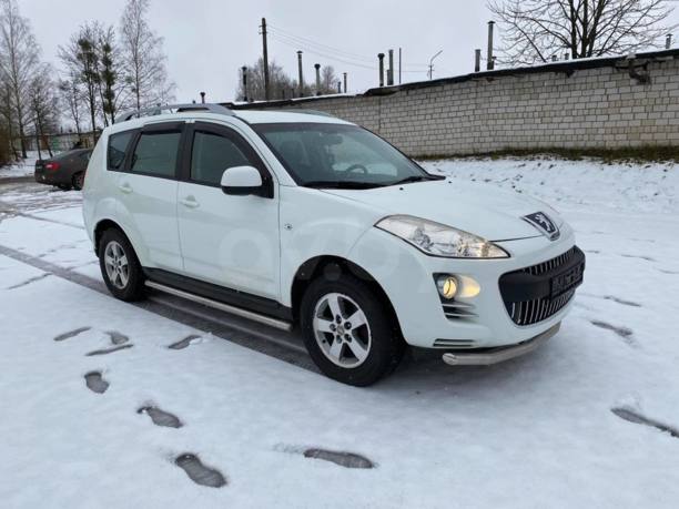 Peugeot 4007, 7 мест, 2012 г.