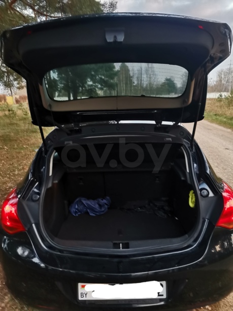 Opel Astra J, 2009 г.