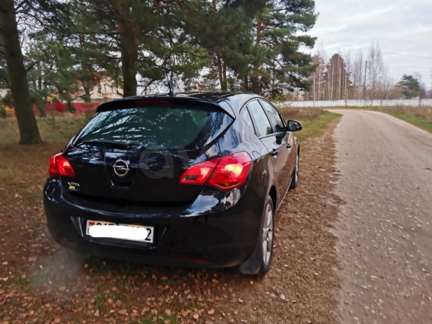 Opel Astra J, 2009 г.
