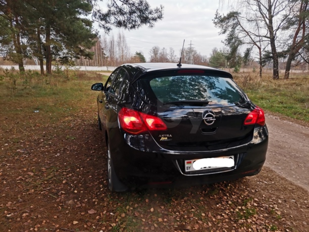 Opel Astra J, 2009 г.