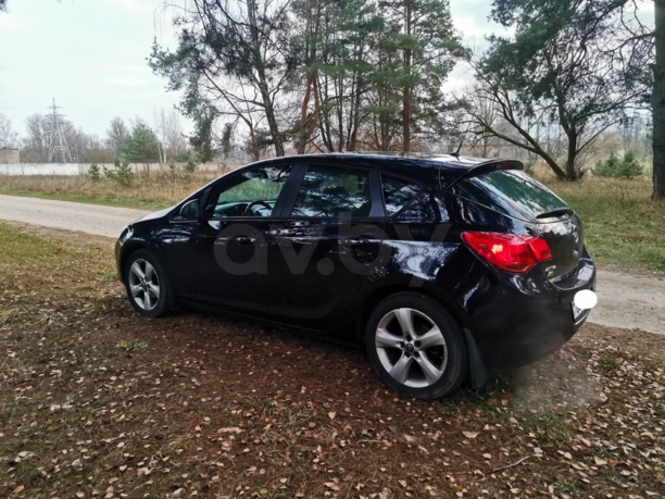 Opel Astra J, 2009 г.