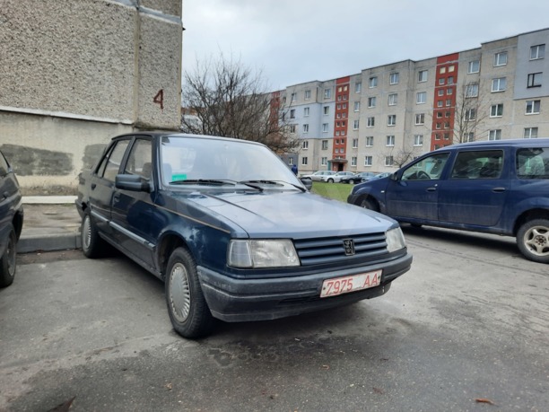 Peugeot 309 I · Рестайлинг, 1990 г.