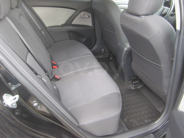 Toyota Avensis III (T270) (2-ой рестайлинг), 2015 г.