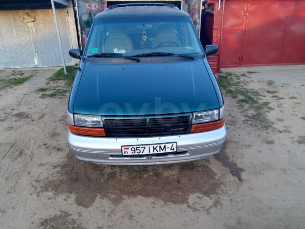 Dodge Caravan II, 7 мест, 1994 г.