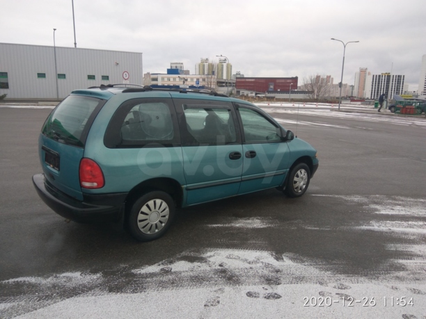 Chrysler Voyager III, 7 мест, 1997 г.