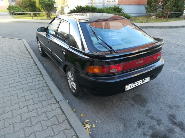 Mazda 323F, 1994 г.