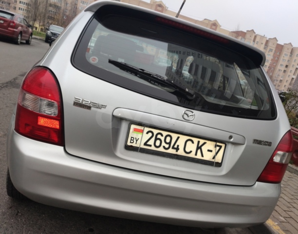 Mazda 323F, 2001 г.
